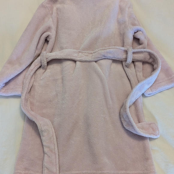 Plush soft pink robe - Picture 4 of 4